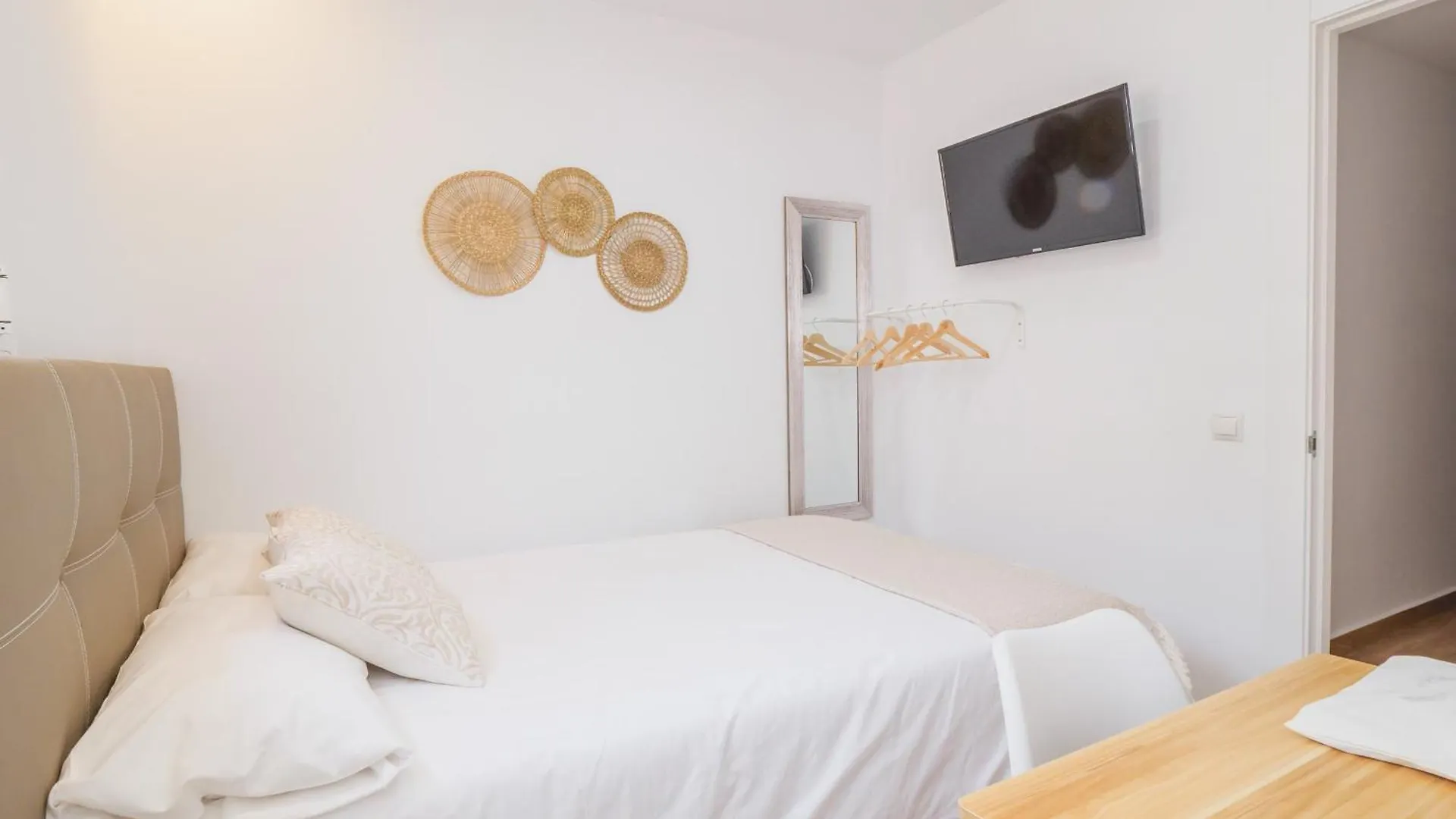 Affittacamere Cubo'S Hostal William'S Sunny 5 Torre de Benagalbon