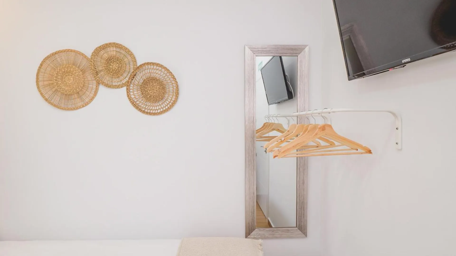 Cubo'S Hostal William'S Sunny 5 Torre de Benagalbon Spain