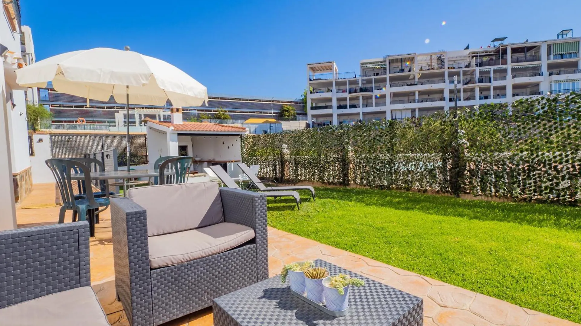 Cubo'S Hostal William'S Sunny 5 Torre de Benagalbon