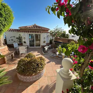 Casa Hermosa Bed & Breakfast